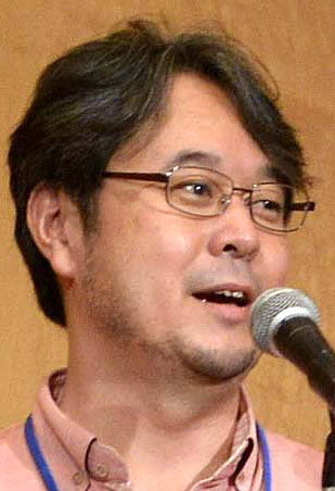 教授　川口　寧