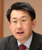 横手 幸太郎